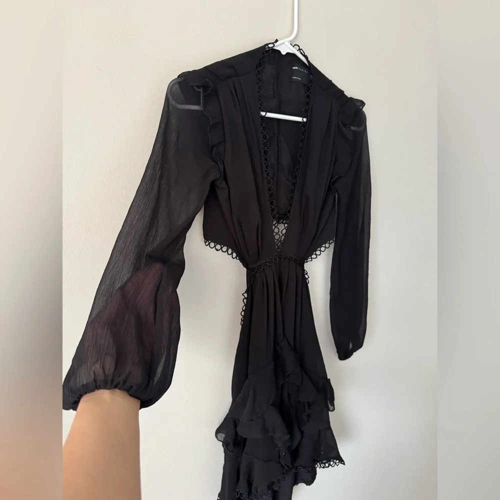 ASOS DESIGN mini dress with long sleeve and circle trim Sz 0 - Picture 11 of 12